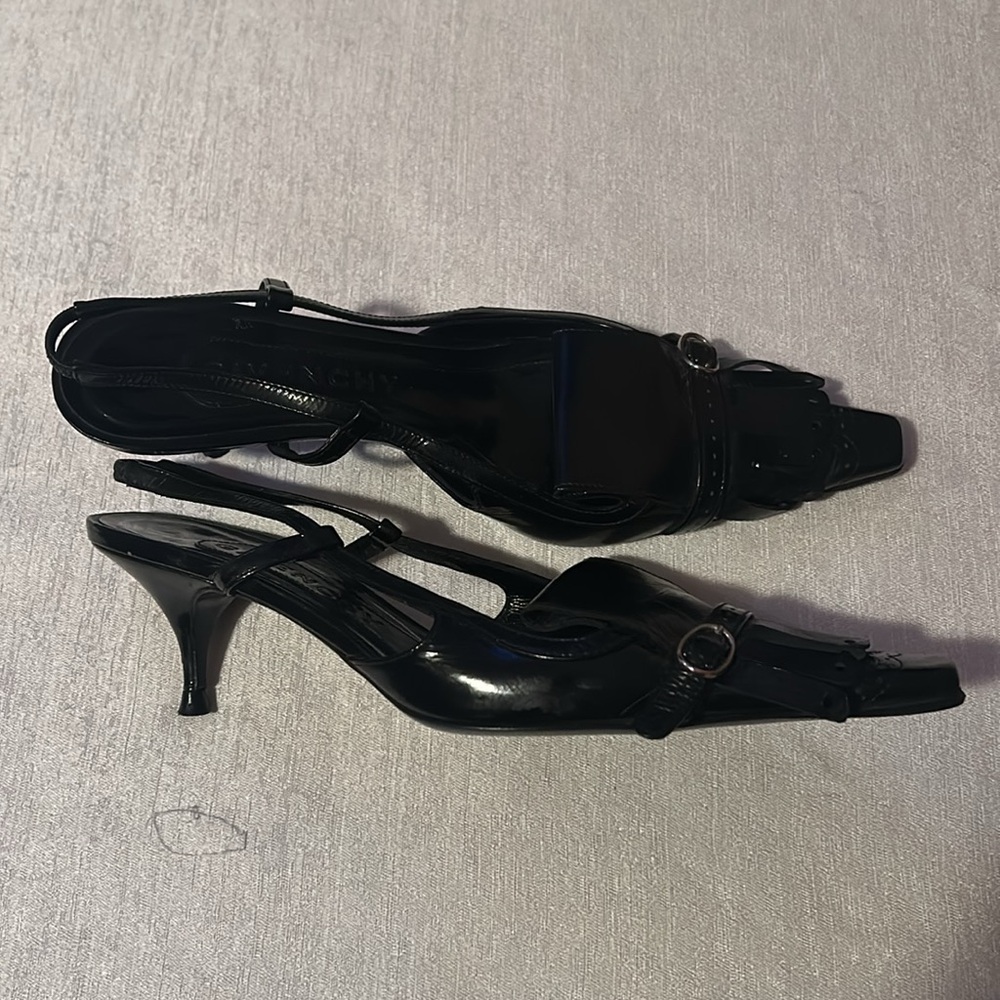 Givenchy Leather Slingback Pointed-Toe Elegant Black Women's Heels Size 5.5 - Picture 3 of 12